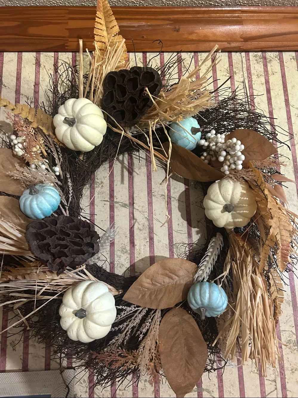 Autumn Harvest Pumpkin Wreath - Cream & Light Blue